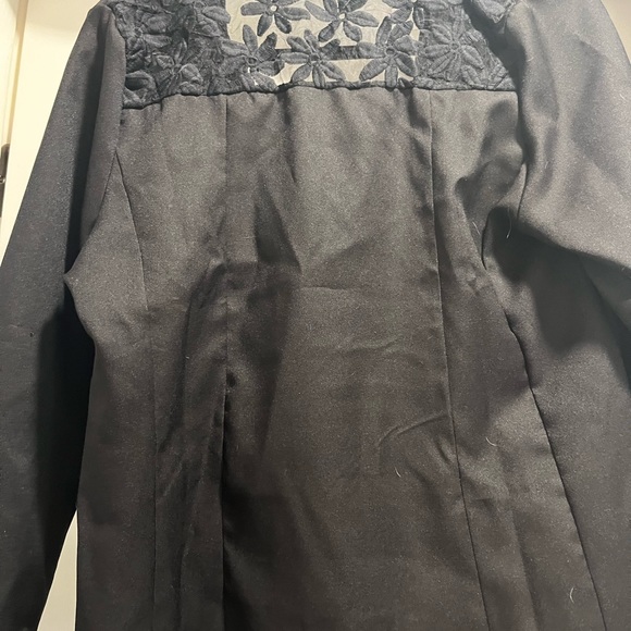 Black blazer - Picture 4 of 4